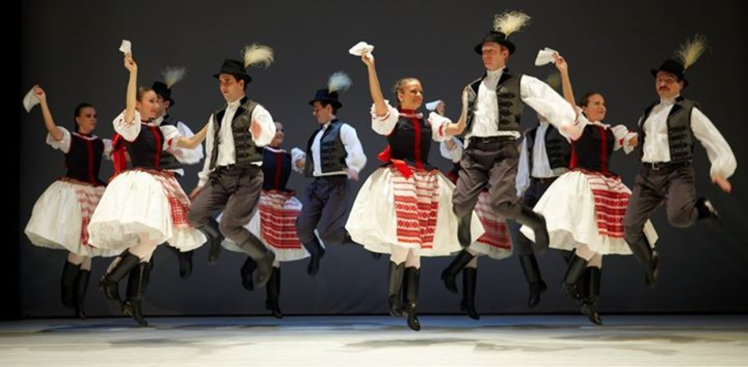 Atelier de danse Folklorique internationales