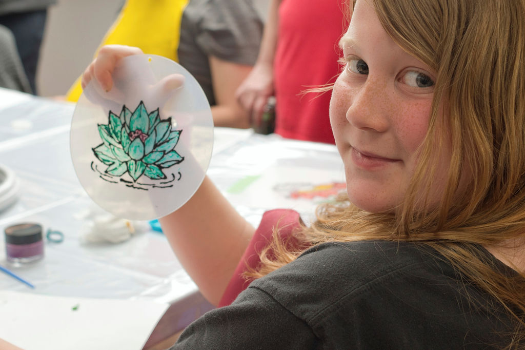 Glass painter