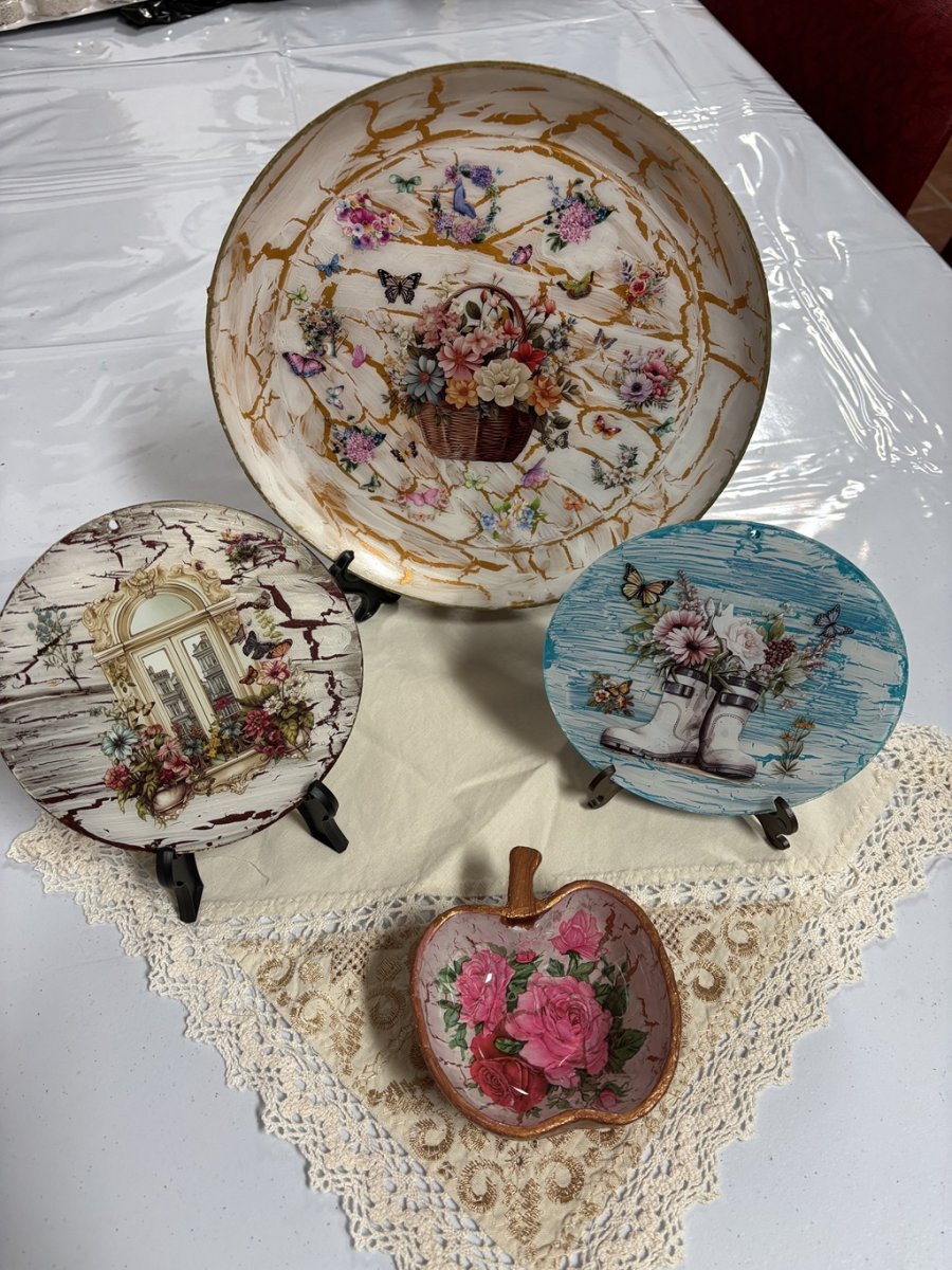 Reverse Decoupage on Acrylic Plates	