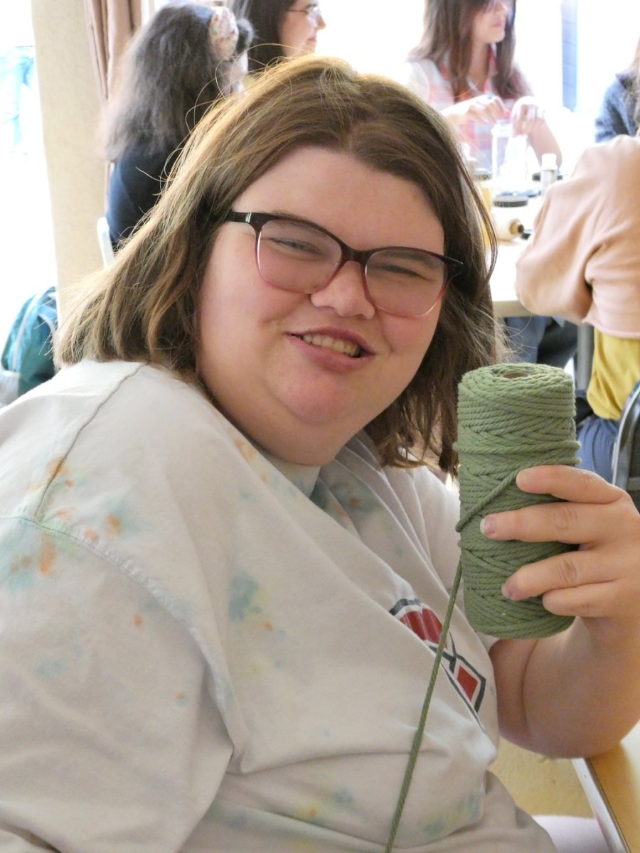 ISMAgination-Foundation-arts-&-crafts-activity-participant-Carly