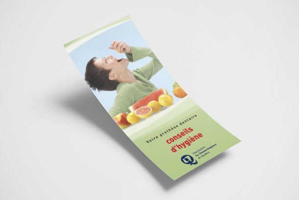Dépliants – Votre prothèse dentaire, conseils d’hygiène