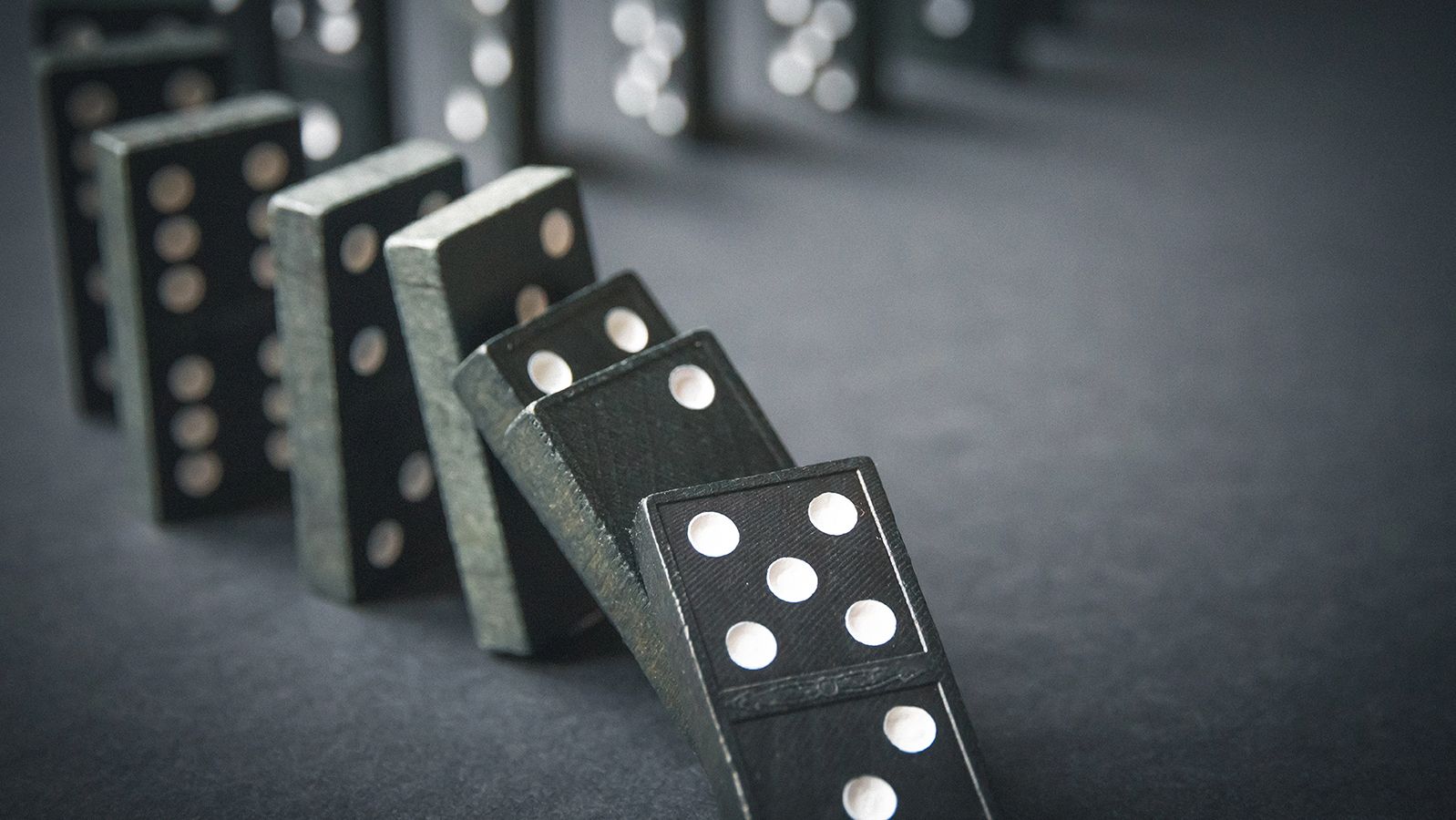 Distinguer corrélation et causalité