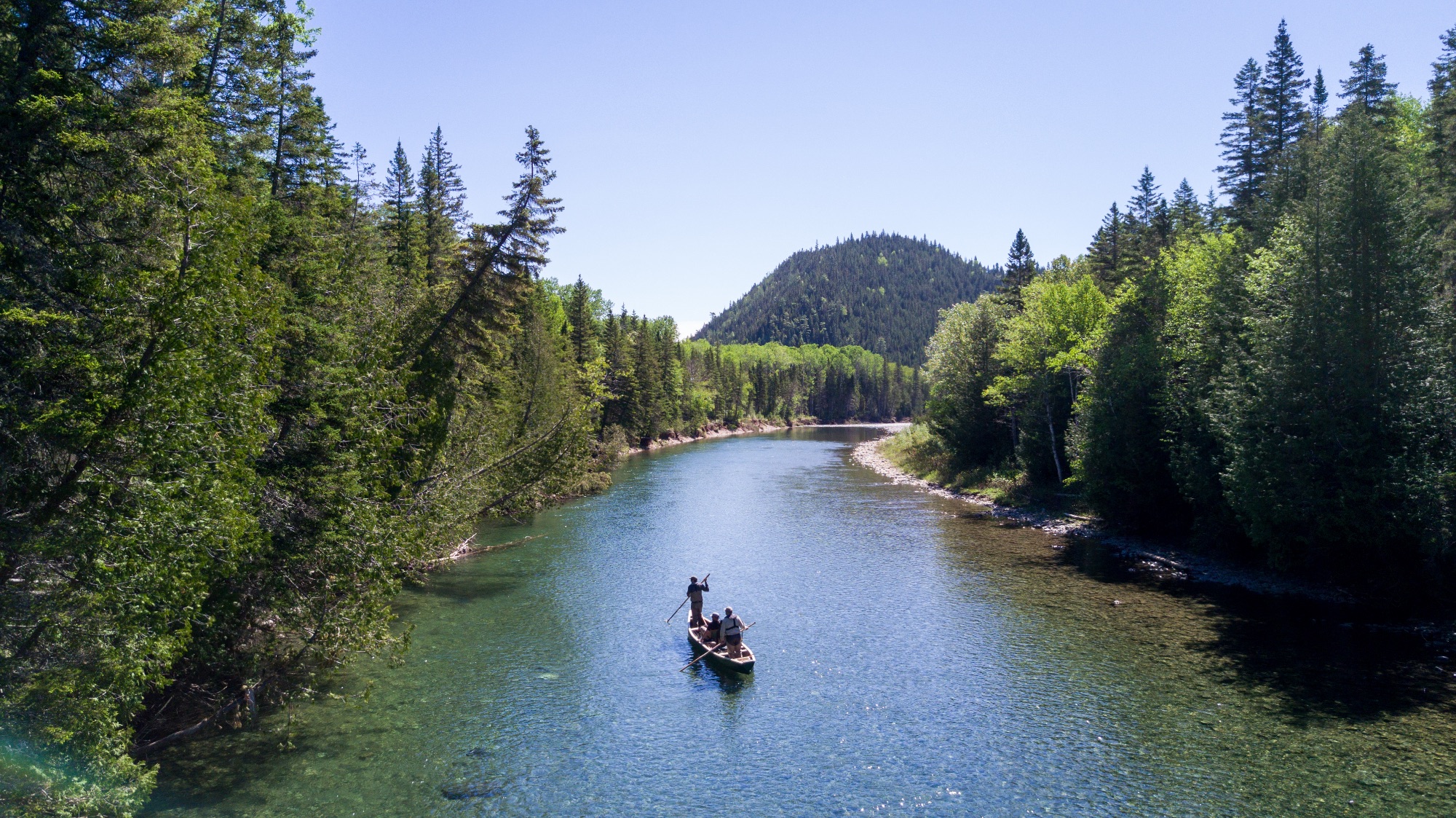 L’entreprise Gaspé Fly Co. Du développement de marque jusqu’à la vente en magasin.​​​​​