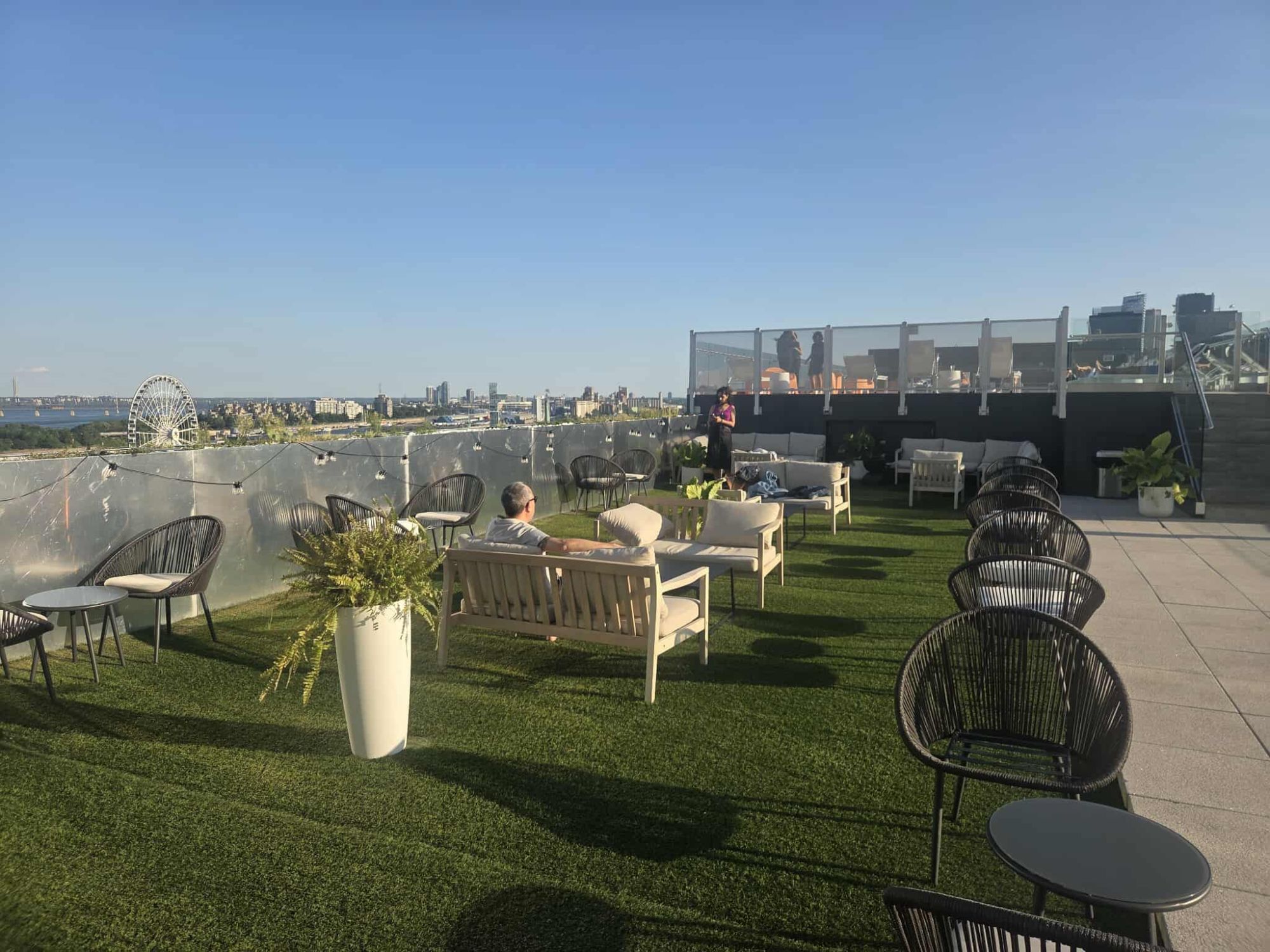Apéro-GT sur la terrasse du Hyatt Centric