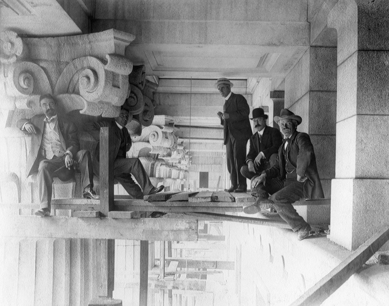 Visite de l'édifice de la Banque-Canadienne-Impériale-de-Commerce