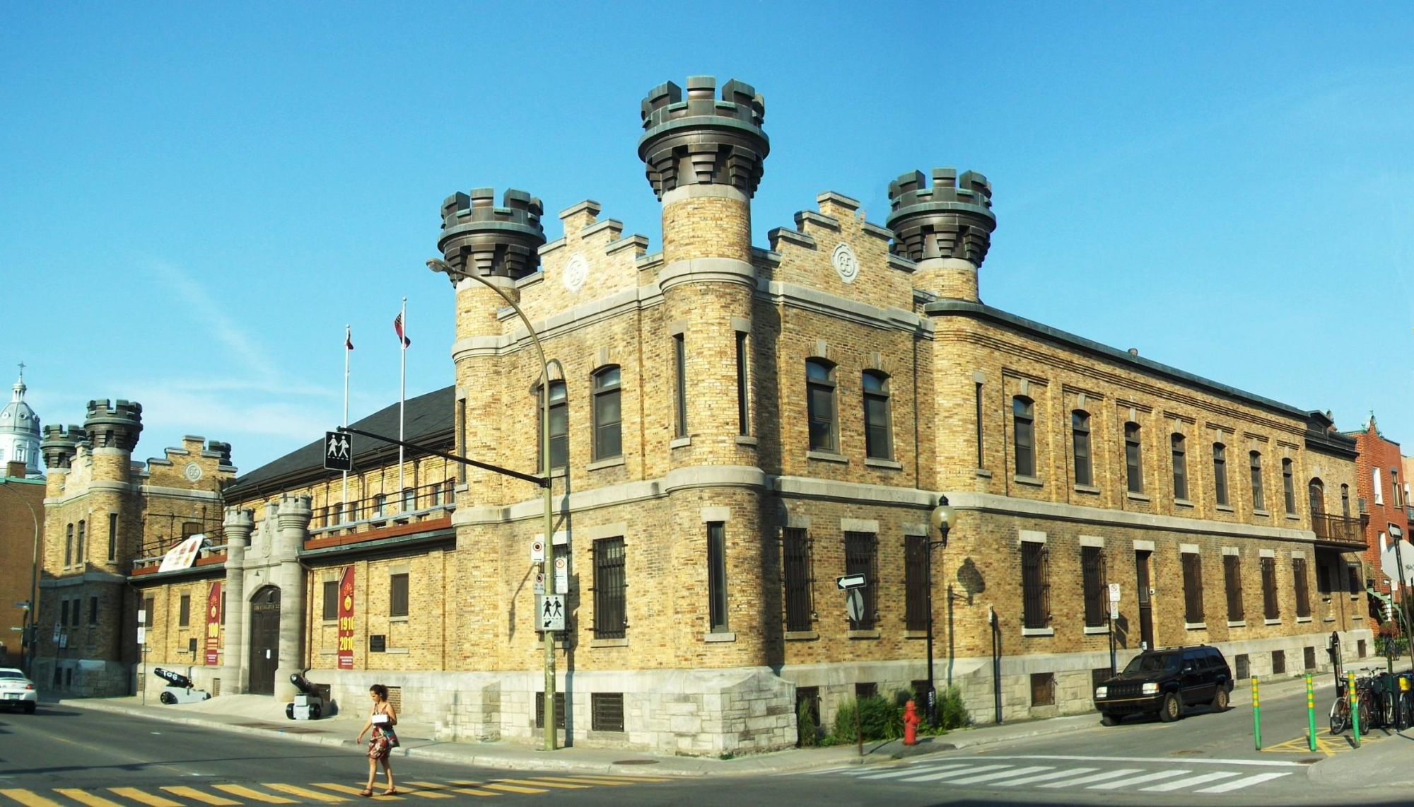 Manège militaire des Fusiliers de Mont-Royal