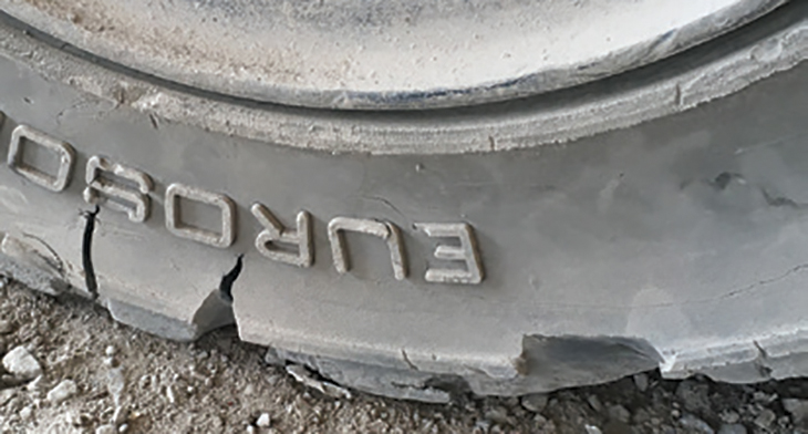 Inspectez-vous les pneus de vos appareils de levage?