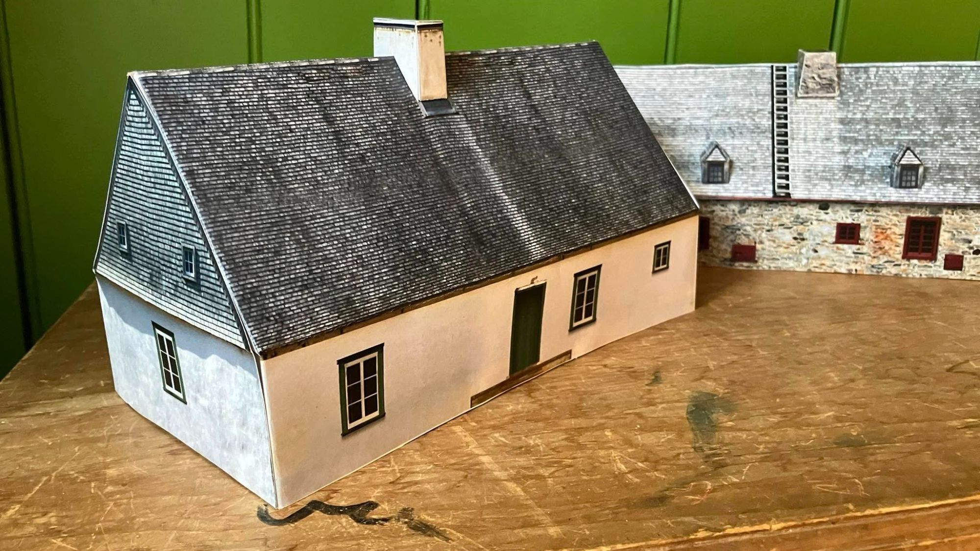 CONSTRUCTION DE MAISONS PATRIMONIALES EN CARTON