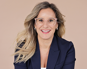 Nadine Menard