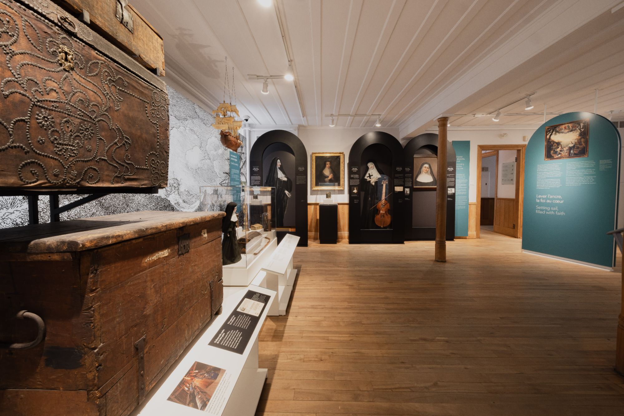 5@7 de l'AQIP:  Concevoir et faire vivre une exposition : écoconception et médiation de Grandir chez les Ursulines