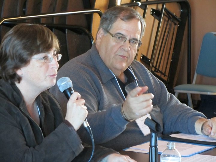 Nathalie Gélinas, archiviste à Bibliothèque et Archives nationales du Québec et Albert J. Cyr, président de la FQSG.